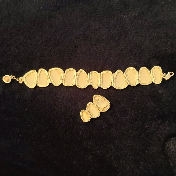 Tortoise shell cowrie shell silver link bracelet - Picture 5 of 7